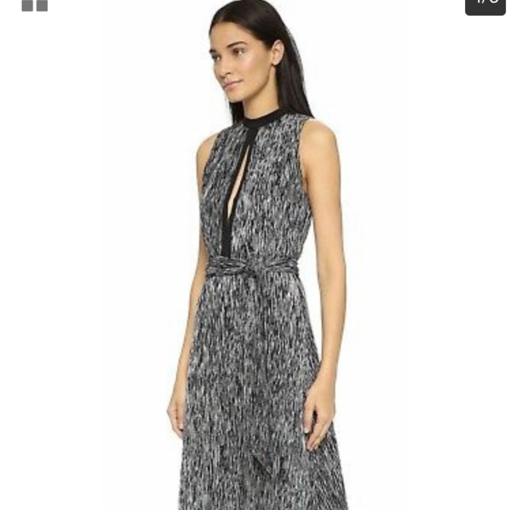 Alice + Olivia Melange Ramon Keyhole Maxi Dress